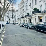 Sophisticated 2 Bed Apartment, Hyde Park