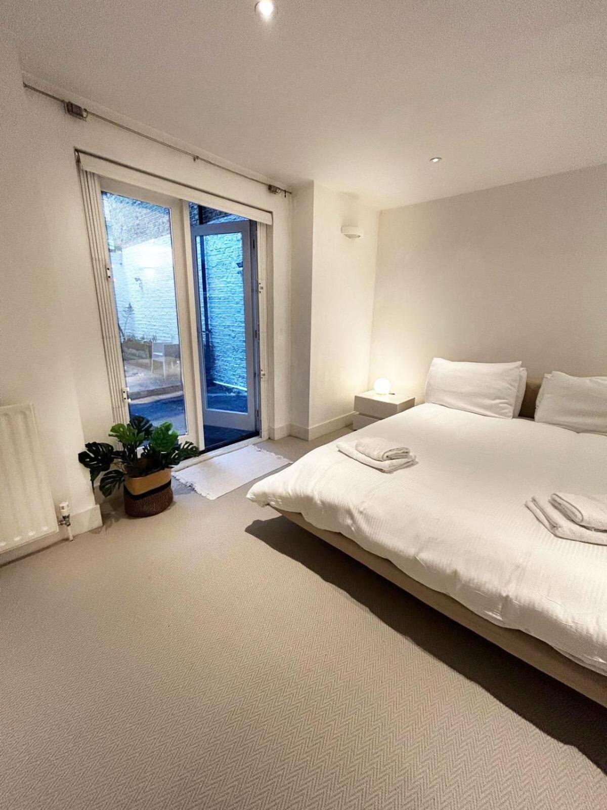 Appartamento Sophisticated 2 Bed Apartment, Hyde Park Londra