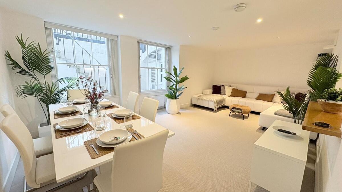 Sophisticated 2 Bed Apartment, Hyde Park Londra